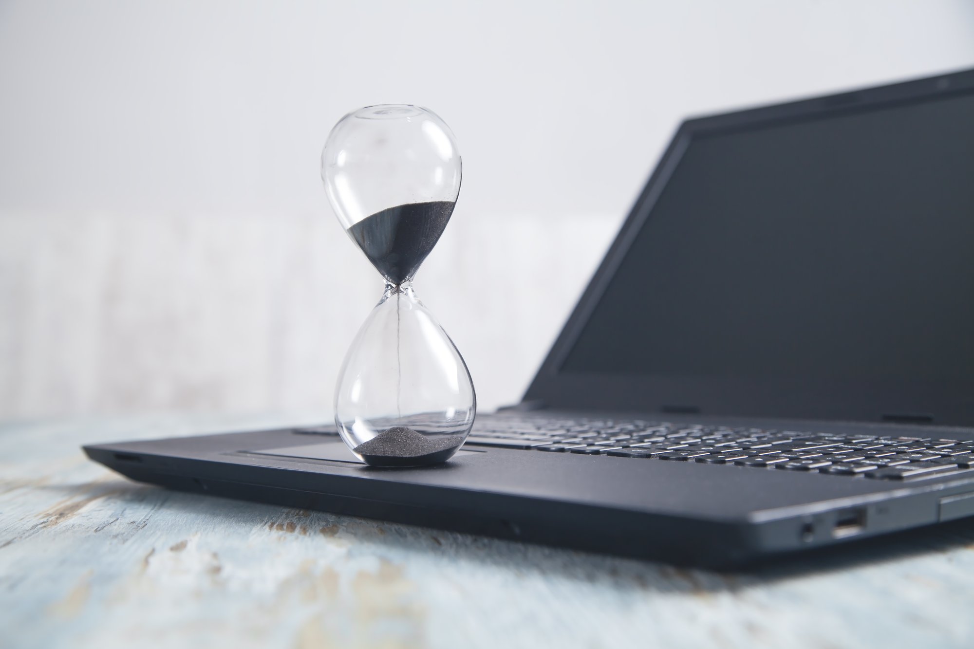 hourglass-laptop-desk-time-business